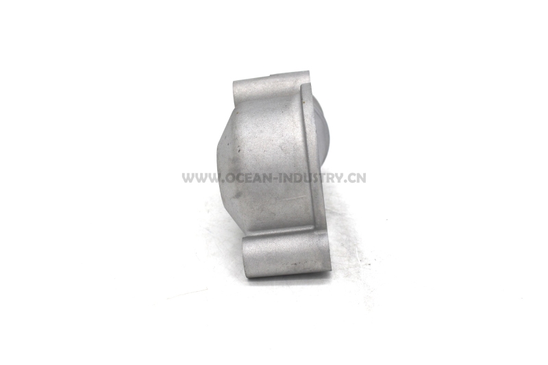 D7D Thermostat housing