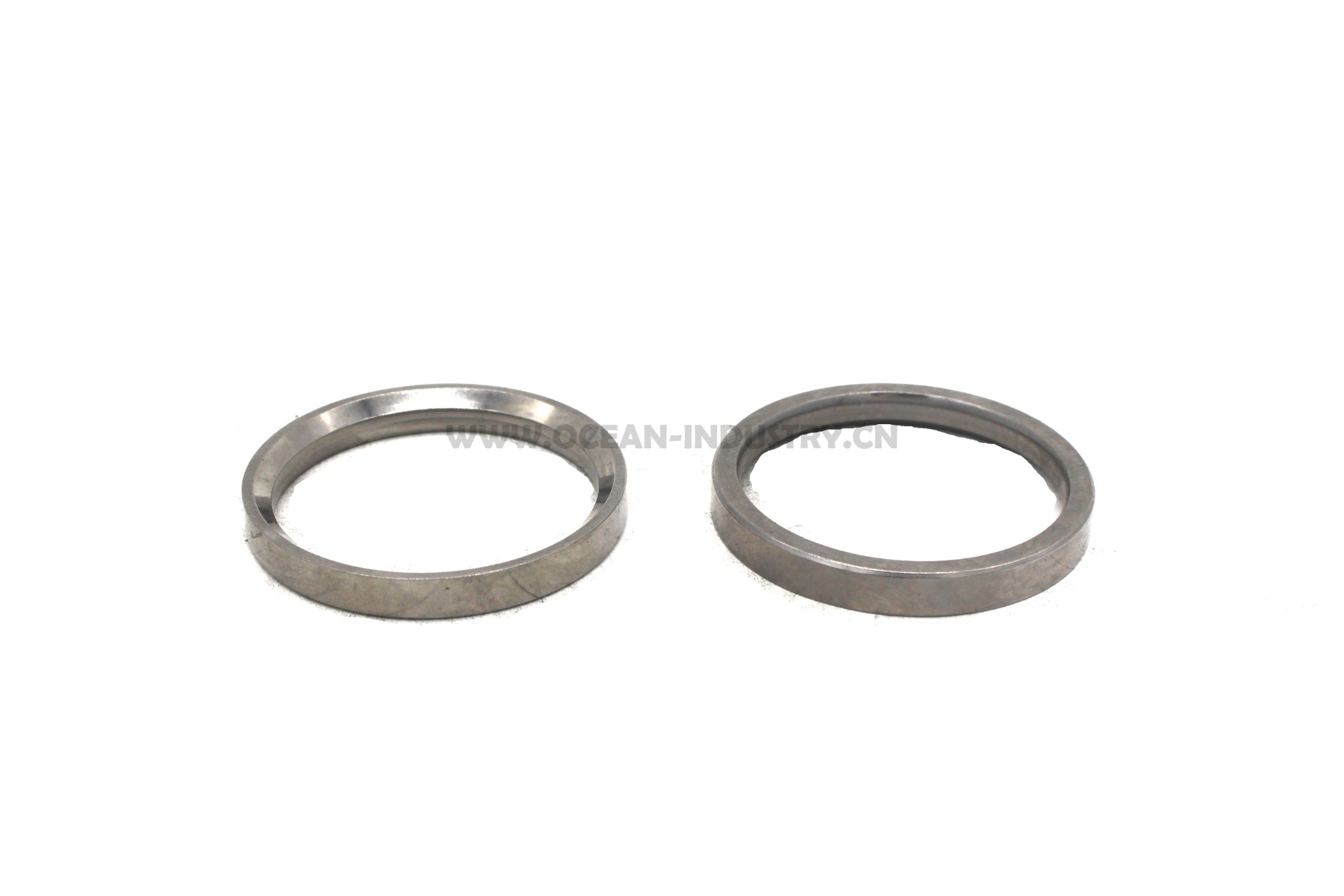 6D24 Exhaust valve seat