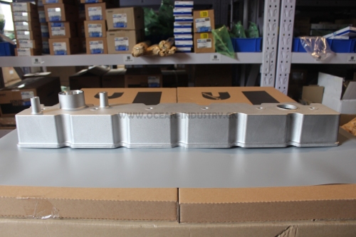 5298066 valve cover for L9.3 6D114