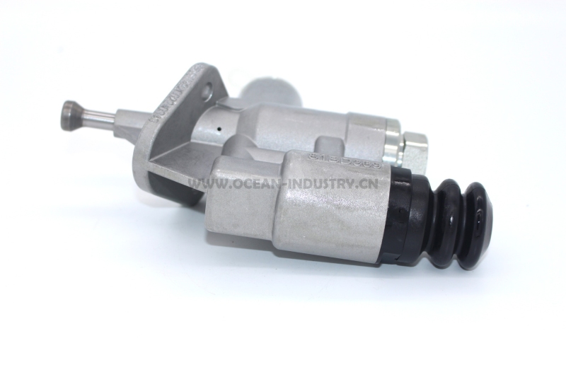 4988748 oil pump for 6CT 6D114