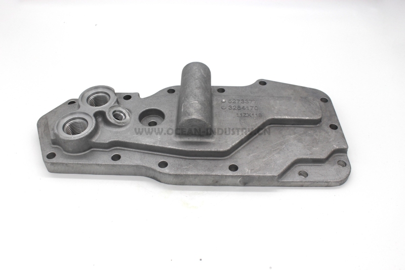 5273377 Lubricating Oil Cooler Cover for 6D102 6BT