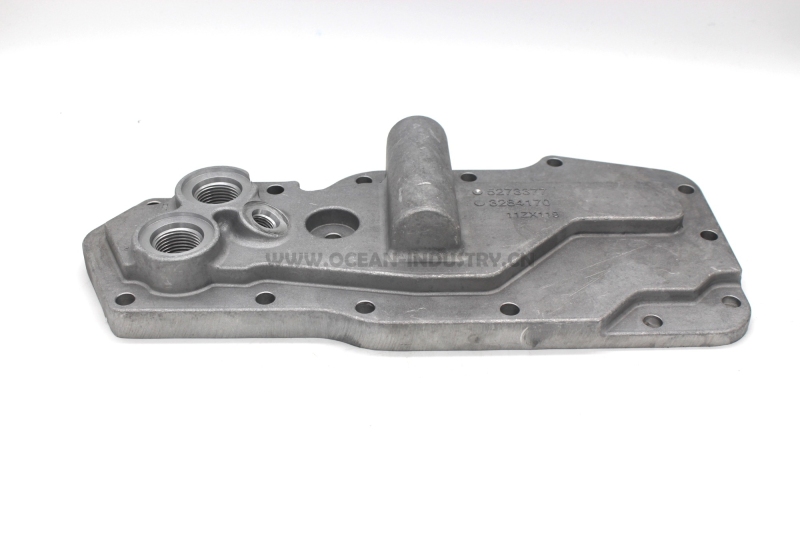 5273377 Lubricating Oil Cooler Cover for 6D102 6BT