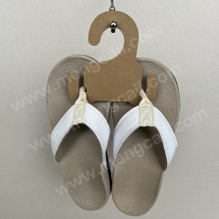 Manufacturer custom flip-flop paper hook ECO friendly degradable FSC paper shoe support Flip-flop paper shoe hook