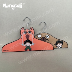 Custom cartoon paper hanger environmentally friendly biodegradable celebrity paper clothes hook FSC Japanese character portrait paper hook