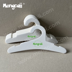 Manufacturers customized 18cm pet clothes paper hanger biodegradable doll paper hanger FSC renewable cardboard small hanger