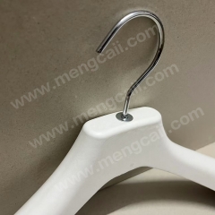 42cm pulp hangers made of sugarcane pulp, with a shoulder width of 5cm, are used for clothing display of suits and coats