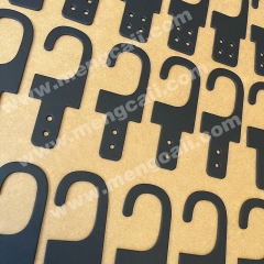 Paper hooks made of black cardstock are recyclable and biodegradable, suitable for displaying belts, hats, and clothing.