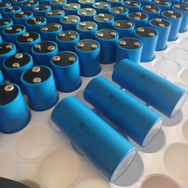 3.2V 50AH 60140 Liter energy battery Cylindrical Lifepo4 Lithium Ion Solar Energy Storage Battery