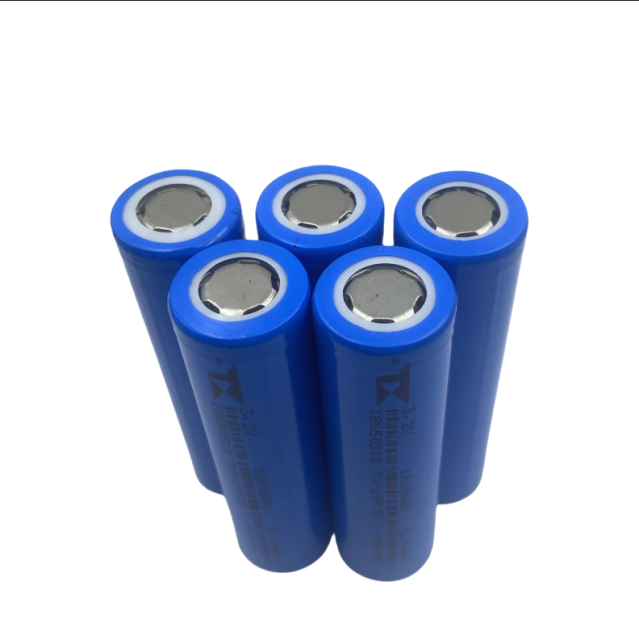 LIFEPO4 Battery 3.2V 1800mah Rechargeable Cell 18650 Liquid 40  2000 Cycles