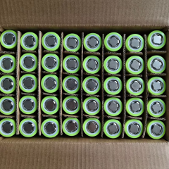 New 32140/33140 Lithium Iron Phosphate Battery 3.2V 15ah Electric Vehicle Outdoor Power Battery Pack