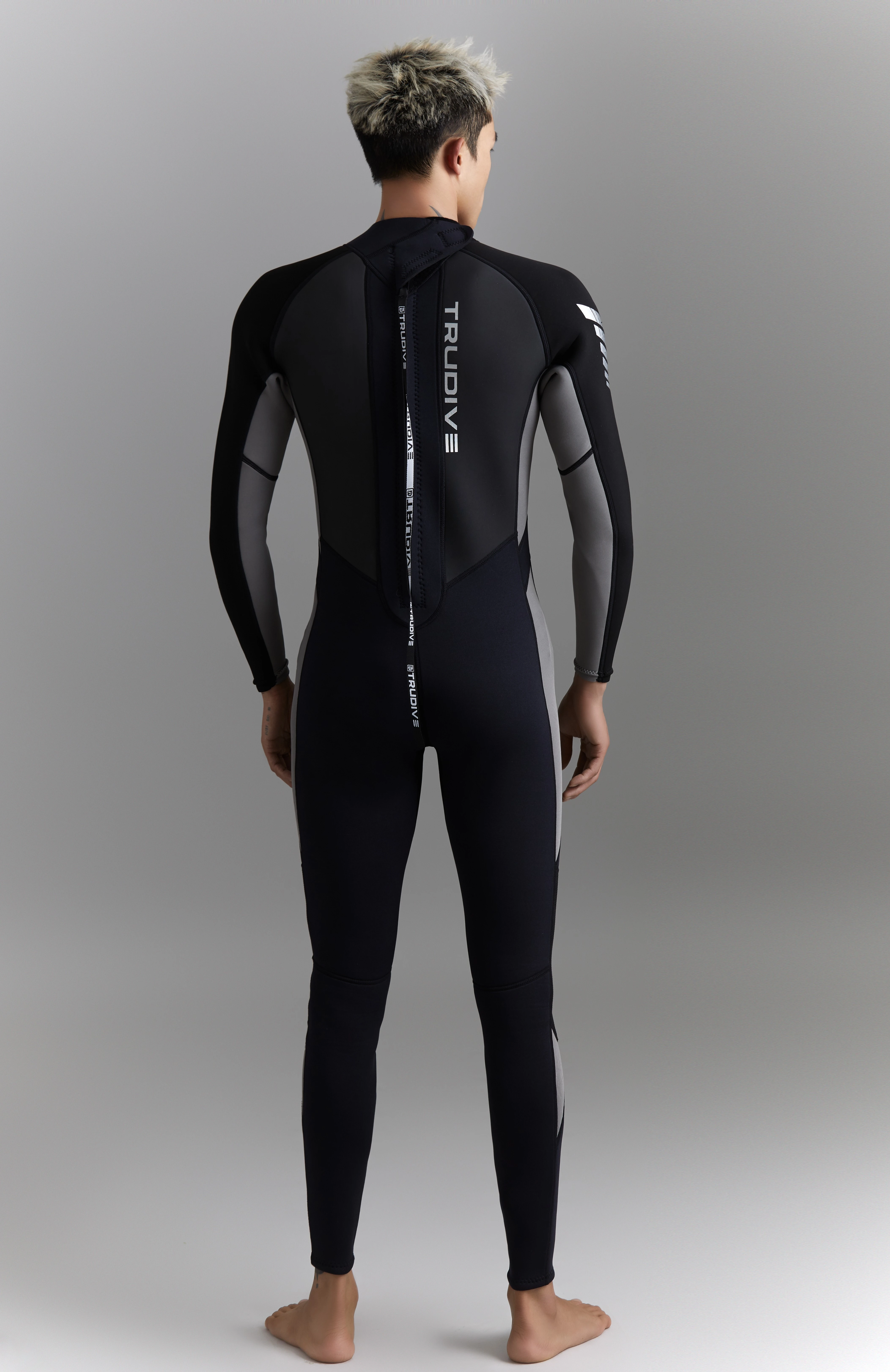 Man's Surfing Wetsuit 3mm panel detail