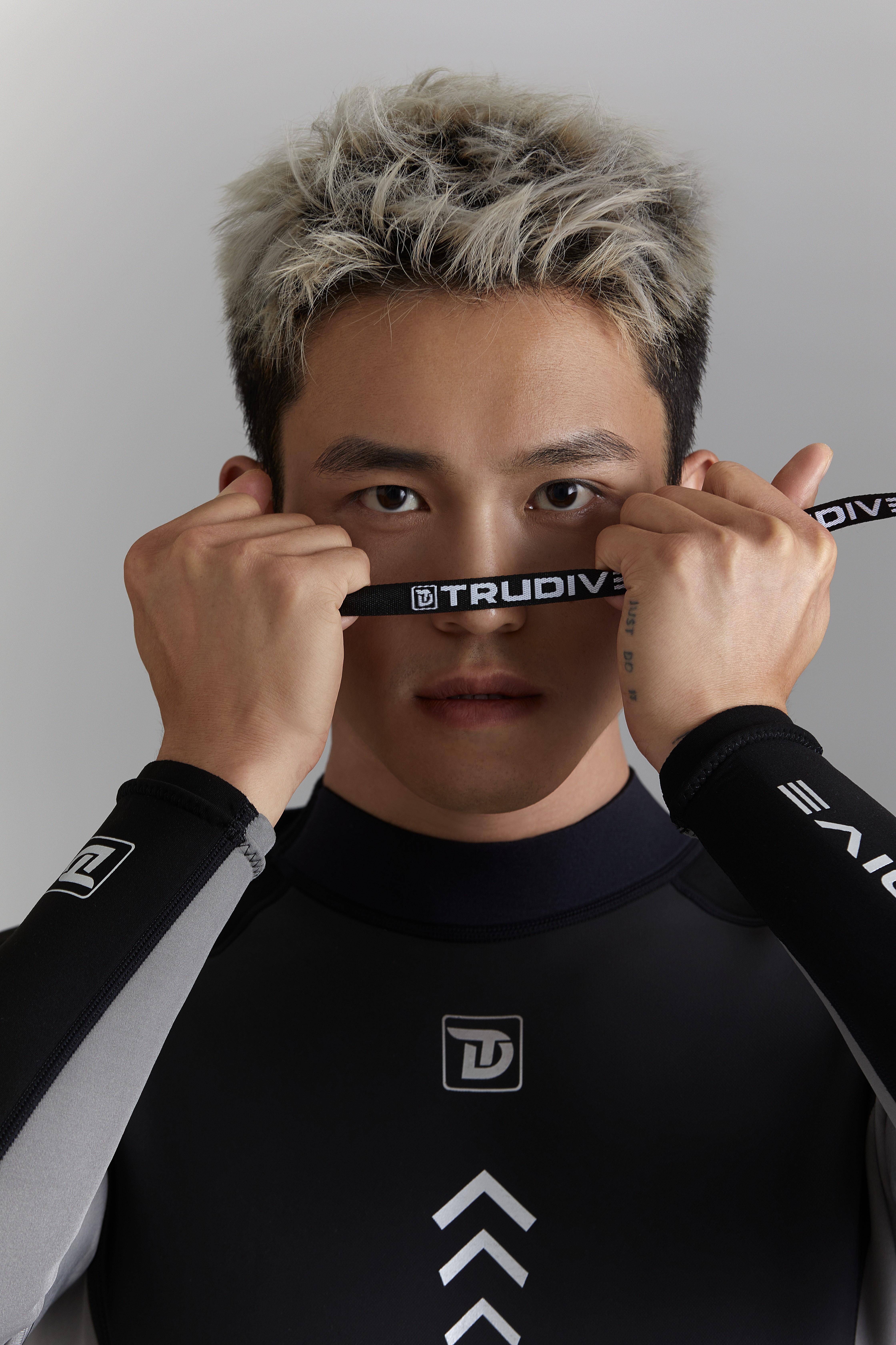 Man's Surfing Wetsuit 3mm