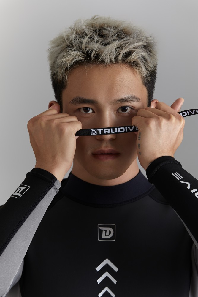 Man's Surfing Wetsuit 3mm