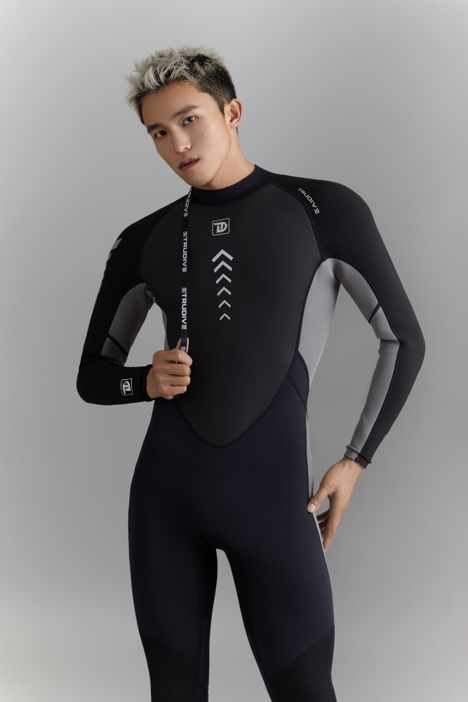 Man's Surfing Wetsuit 3mm