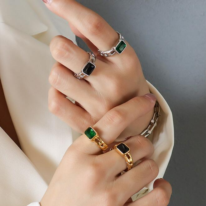 Women's Trendy Minimalist Ring , Black Green Stone Stainless Steel Chain Ring Open