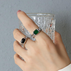 Women's Trendy Minimalist Ring , Black Green Stone Stainless Steel Chain Ring Open