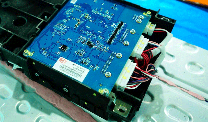 Lithium power lithium ion battery pack protection board function and wiring