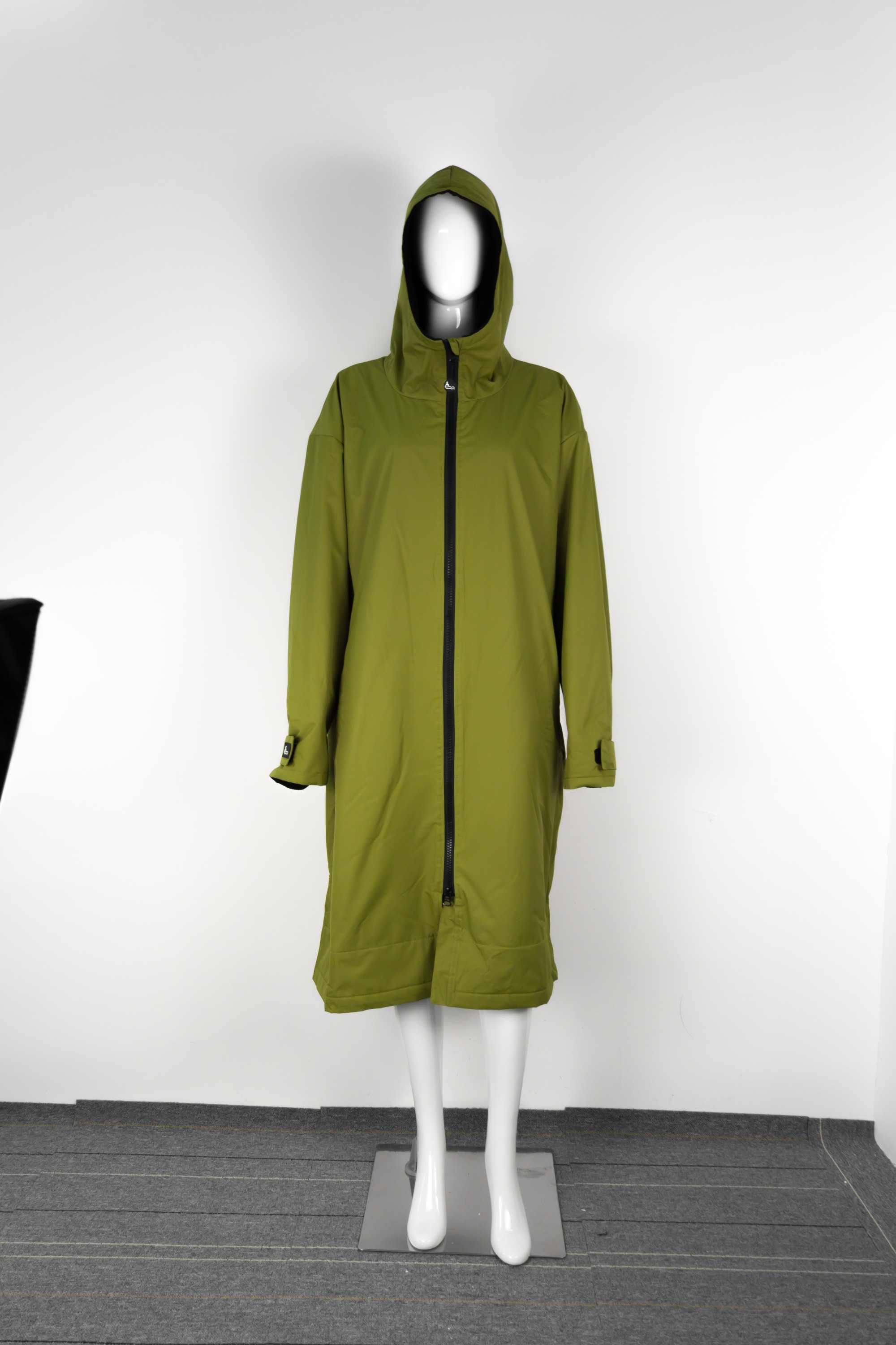 Waterproof Windproof Changing Robe