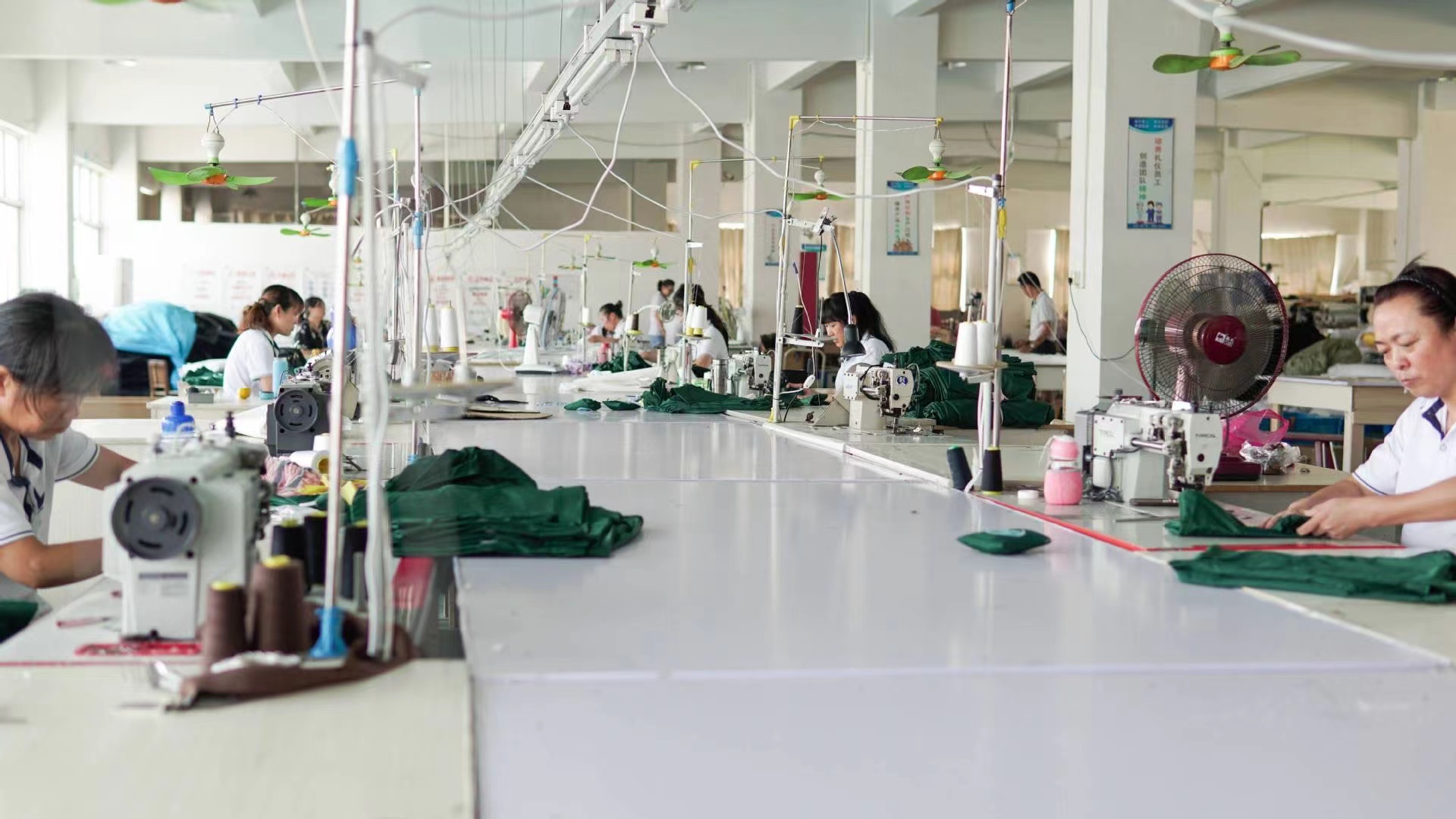 Yiyuan - a professional printing of plastic #manufacturerbags #nonwovenbags and paper bag supplier