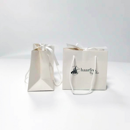 Gift paper bag