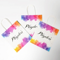 Paper shopping bags