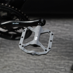 Bicycle parts Bicycle Cycling Bike Pedals, Nylon Antiskid Durable Mountain Bike Pedals Road Bike Hybrid Pedals for 9/16 inch