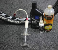 Bike Tubeless Tire Sealant Injector for Stan's No Tubes Sealant with Presta Schrader Valve Core Removal Tool Set,20ml/50ml
