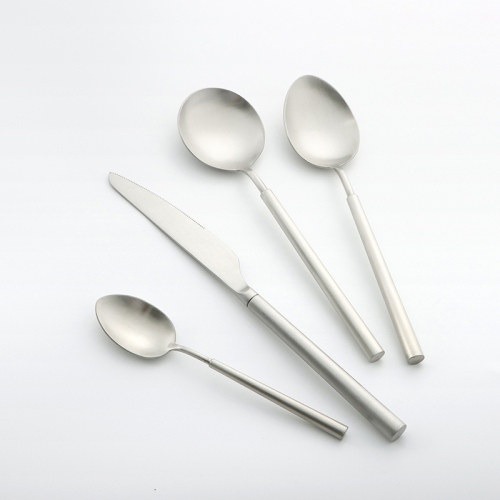 Stainless Steel Silverware Set Attractive Mirror Matte Finished Flatware Set Includes Spoons, Forks &amp; Knifes Dishwasher Safe Utensils
