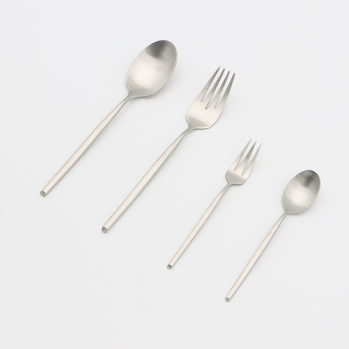 Forged Stainless Steel Flatware Set Bias-Cut Base Brush Finished Cutlery Set for Home and Kitchen Table Utensils