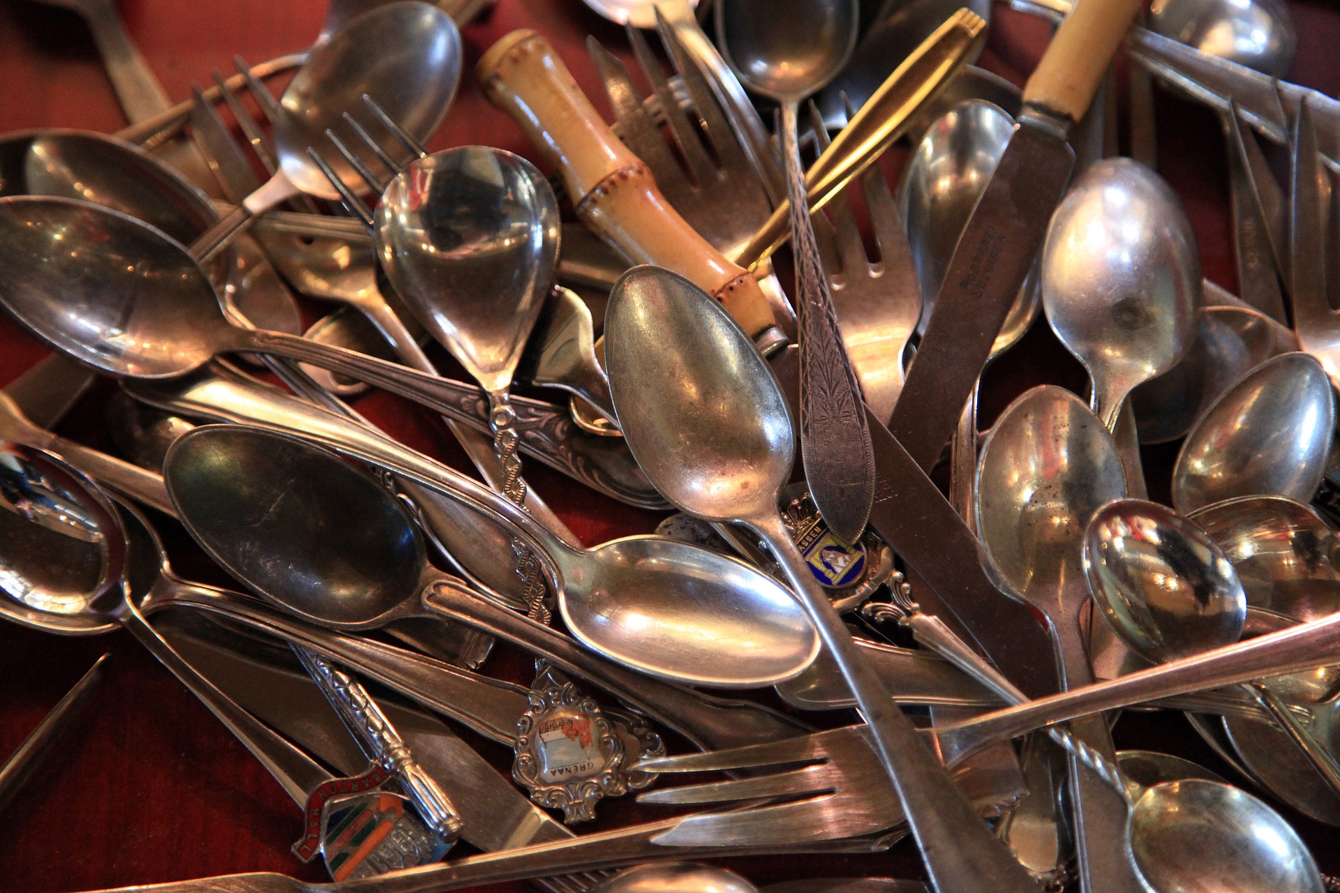 What you need to know when shopping for silverware.