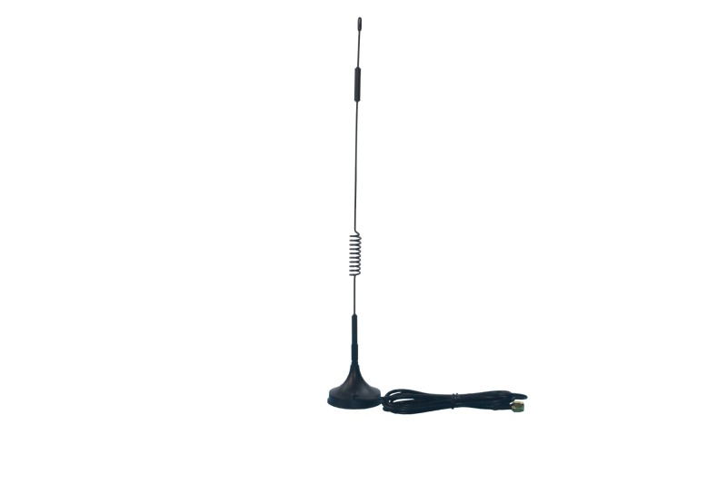 Magnetic mounted 4G LTE antenna with Rohs certified cable