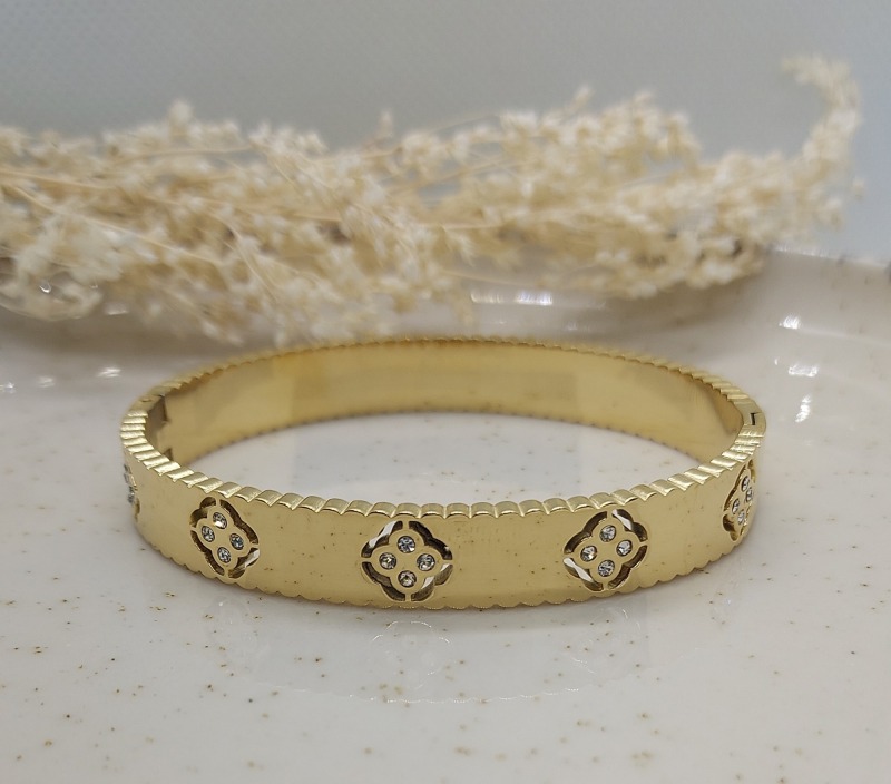 Stiff Bracelet