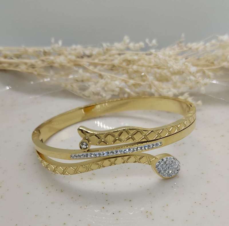 Stiff Bracelet