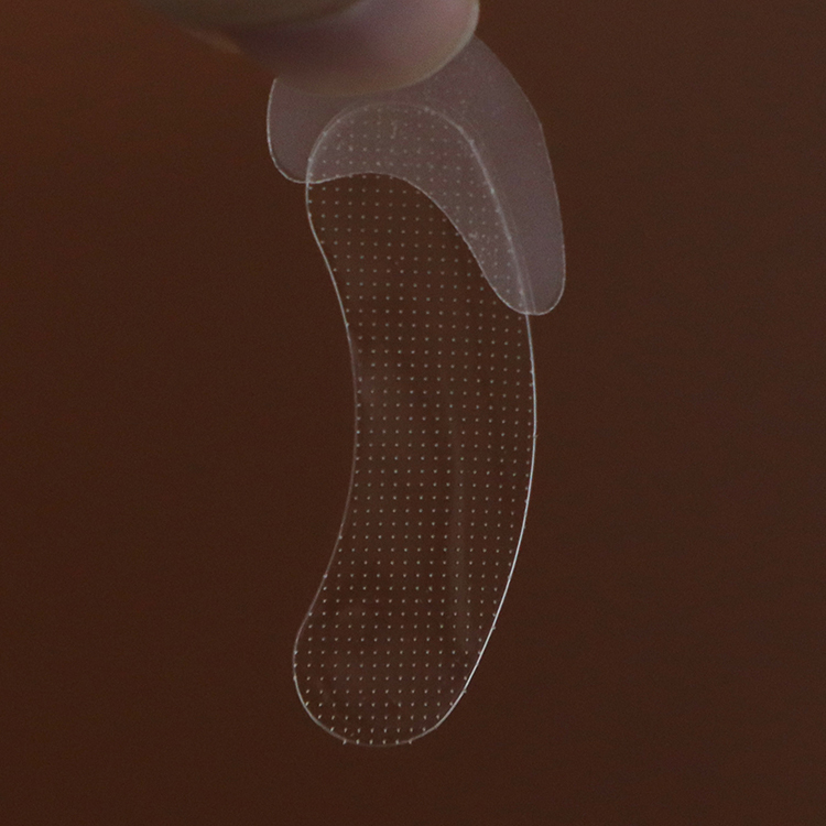 Dissolving Microneedle Eye Patch for Dark Circles