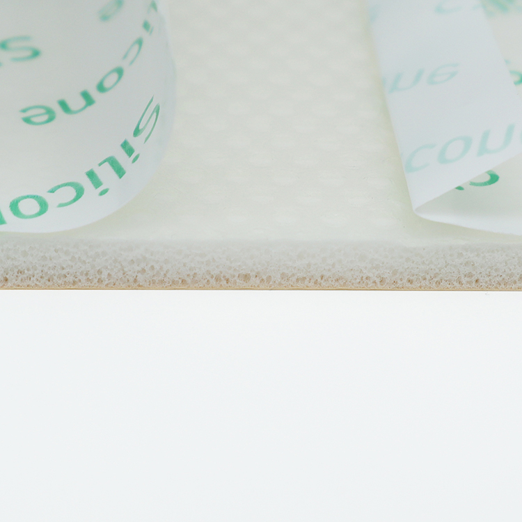 Non-Bordered Silicone Foam Wound Dressing
