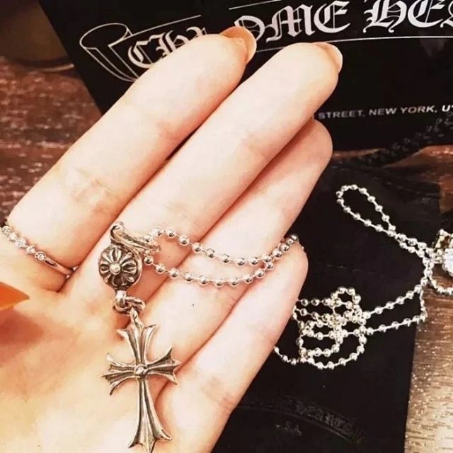 Chr0me Hearts cross necklace