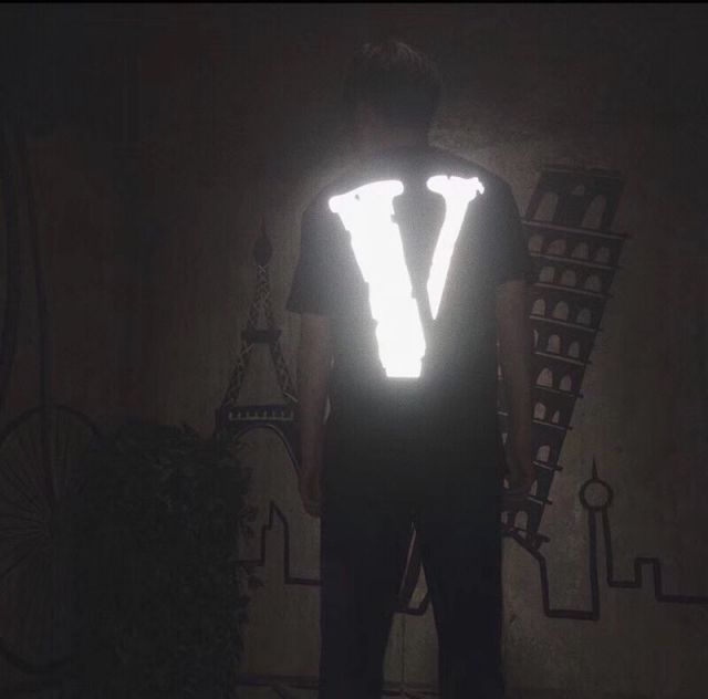 Vlone New York 3M Reflective T-Shirt