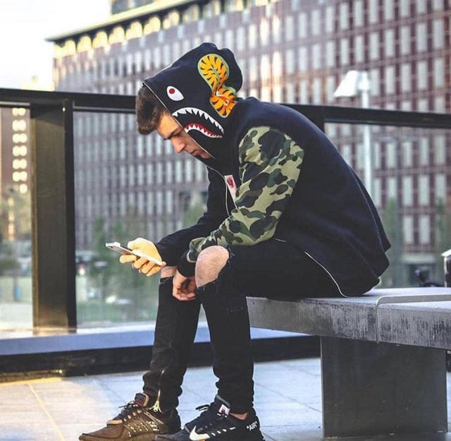 [Best Quality] 1:1 Bape Shark Half Face Camo Hoodie Black and Green