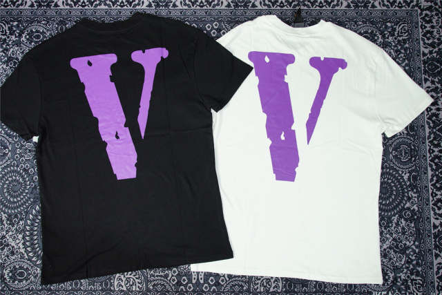 Version Vlone Friends logo tee