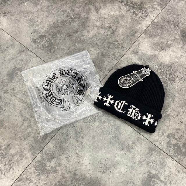Chr0me  Heаrts Sanskrit beanie 3colors
