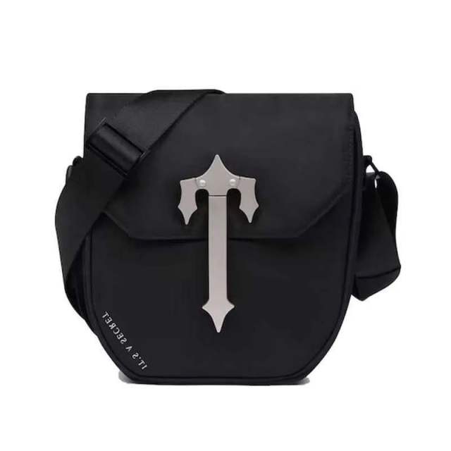 Trapstar Metal Logo crossbody bag retro black