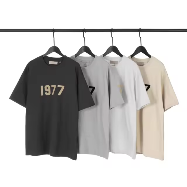 Essential 1977 Tee T-Shirt Black Gray White Beige