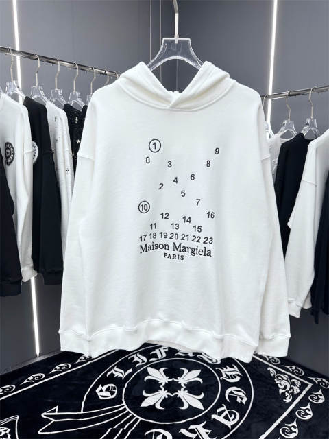 Maison Margiela MM6 Encircled Number Hoodie - Black White Reps