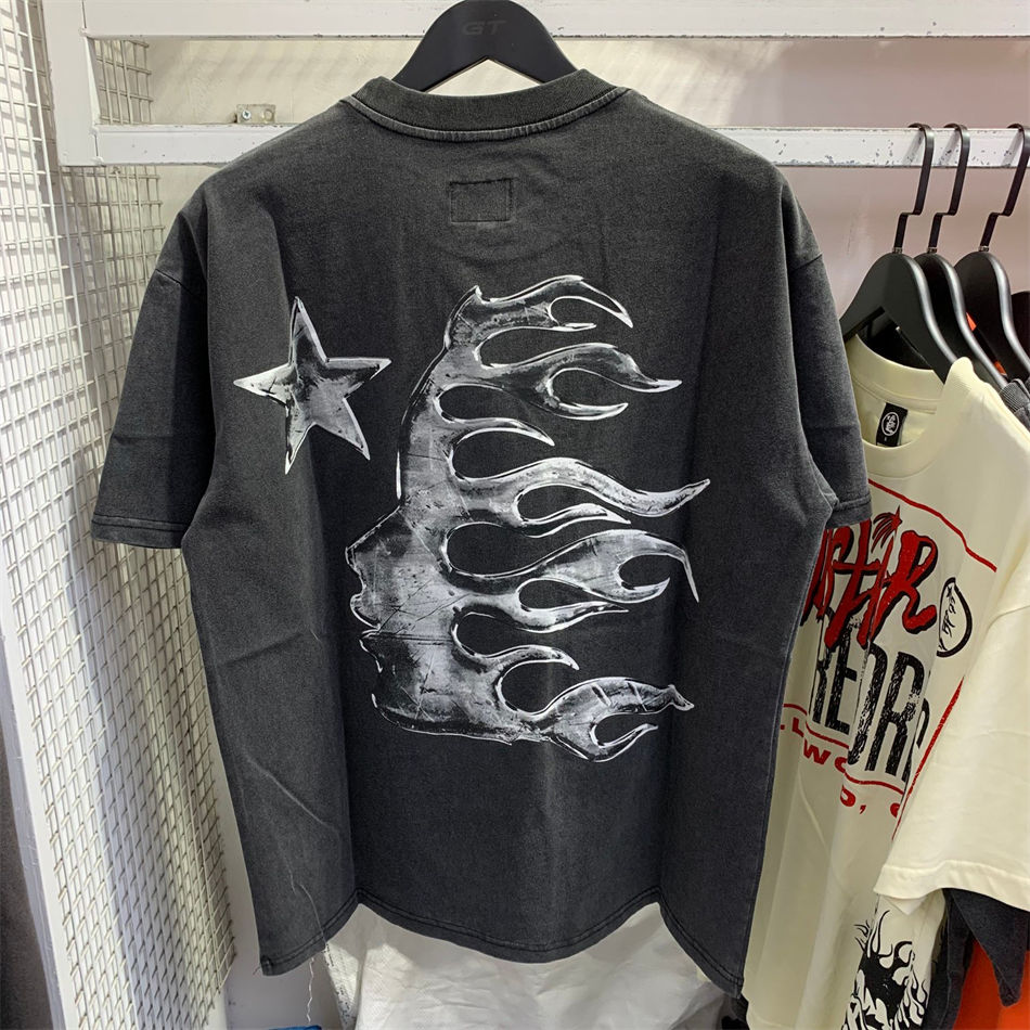 Hellstar studios globe tee black beige