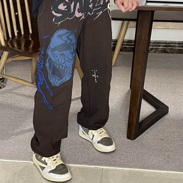 Travis Scott x Fragment Design Cactus Jack Graffiti Print Joggers Sweatpants Brown