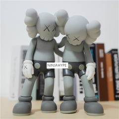 MAND KAWS AlONE THE WAY FIGURES BLACK/BROWN/GREY
