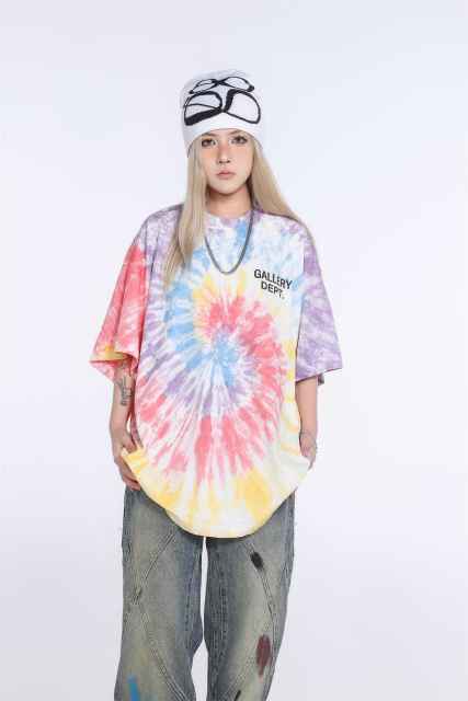 Gallery Dept Tie-dyed monogrammed Tee Pink