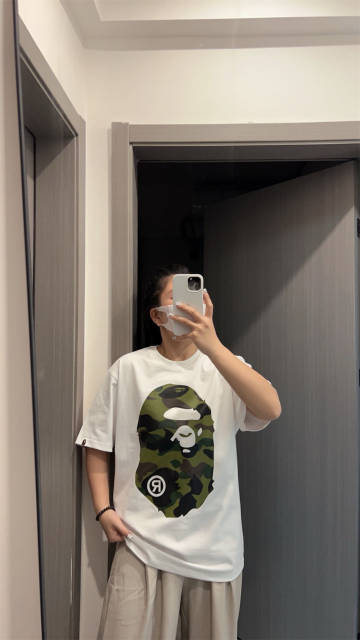 1:1 Big Green Head Tee Black White