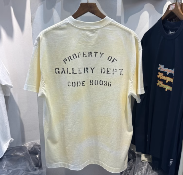 Gallery dept letter print distressed short sleeved T-shirt
