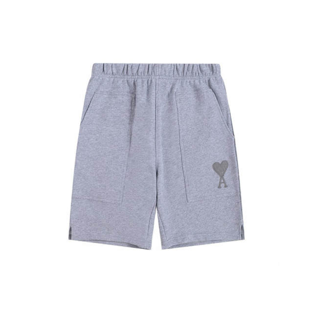 Ami Small Classic Hearts Shorts